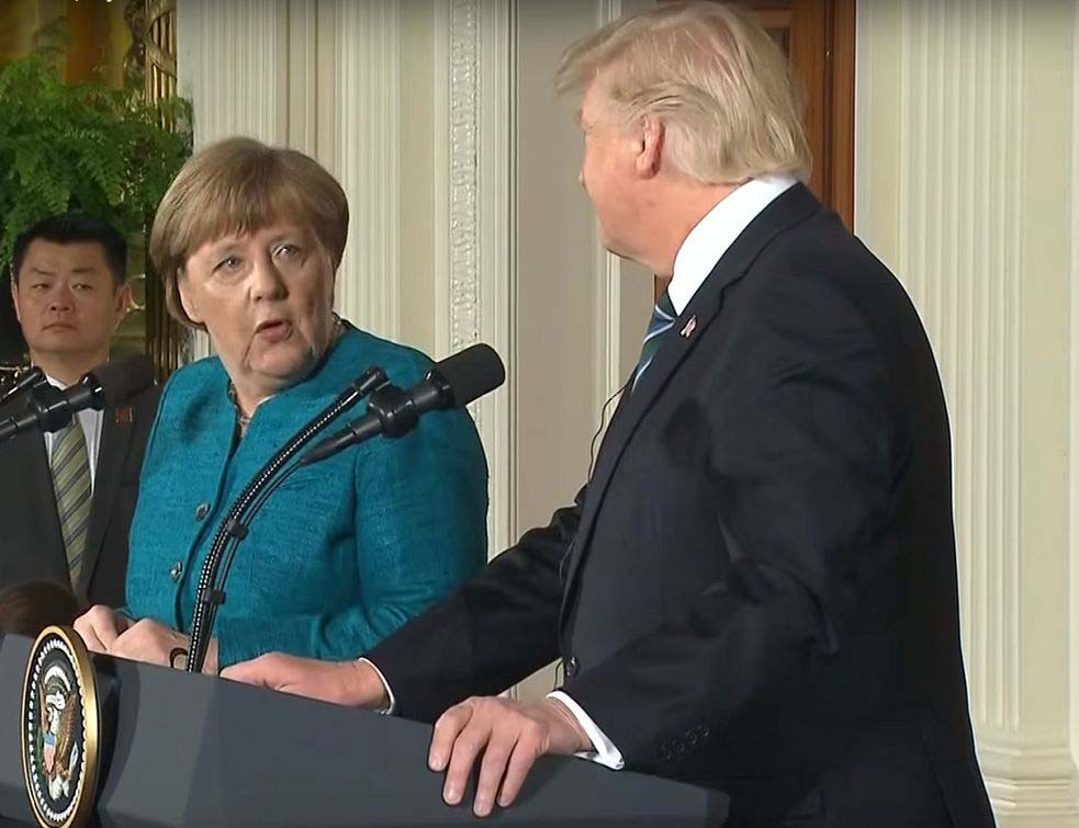 ВУНА КИЋО! Ангела Меркел и Доналд Трамп забринути... Разговарали о Владимиру Путину